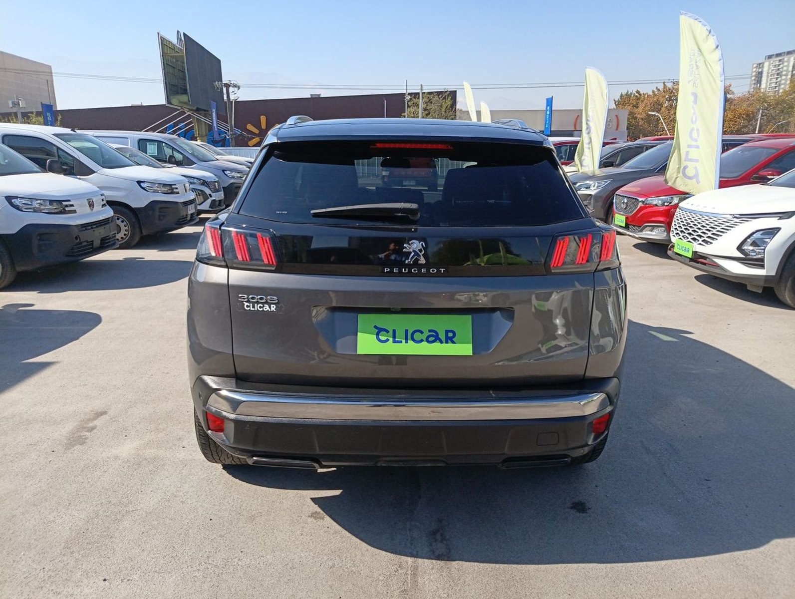 Peugeot 3008 1.5 Allure Pack Bluehdi 130 4x2 Eat8 5p 2024 - Imagen 6 de 8