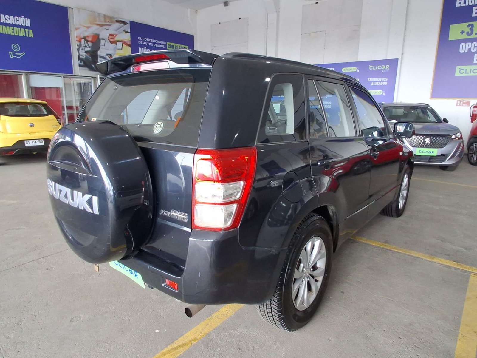 Suzuki Grand Nomade 2.4 Glx Sport 4x2 Euro4 At 5p 2016 - Imagen 7 de 8
