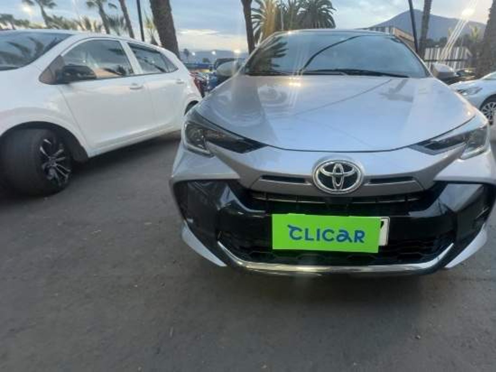 Toyota Yaris 1.5 Sport 4x2 Hb Mt 5p 2024 - Foto 2 de 5