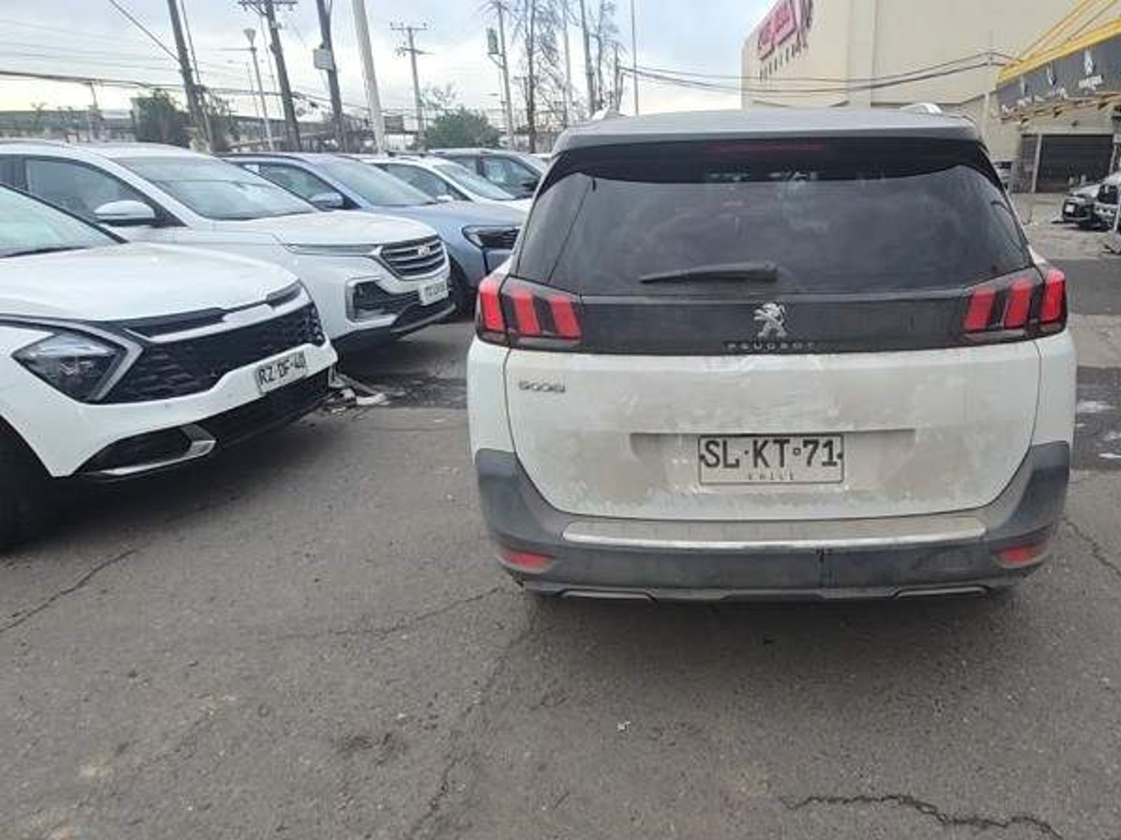 Peugeot 5008 1.5 Allure Pack Bluehdi 130 4x2 Eat8 5p 2023 - Foto 5 de 5
