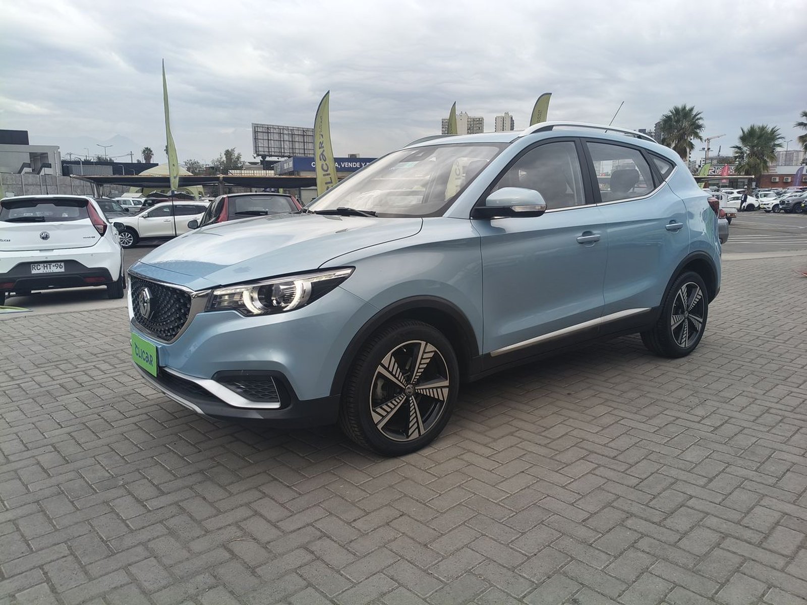 MG Mg Zs Ev Dlx 4x2 At 5p 2022 - Foto 3 de 8
