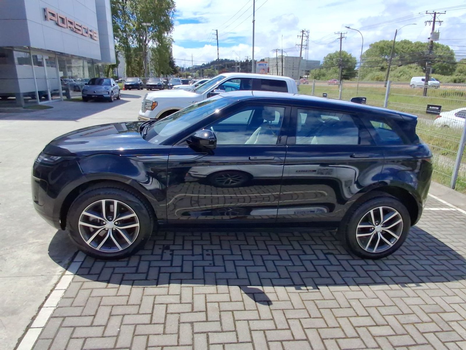 Land Rover Range Rover Evoque 2.0i S Mhev Diesel 4x4 204hp At 5p 2026 - Foto 4 de 8