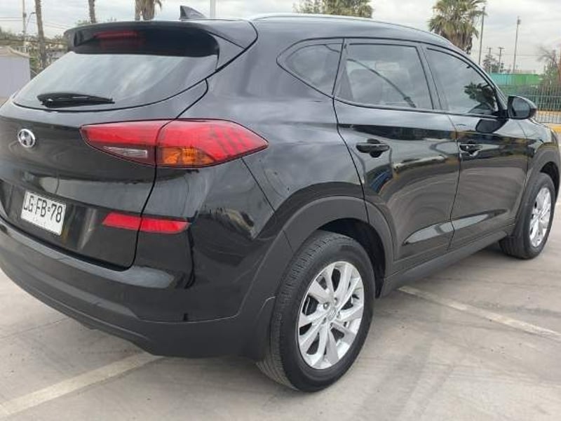 Hyundai Tucson 2.0 Value 2wd Fl Mt 5p 2019 - Imagen 4 de 5