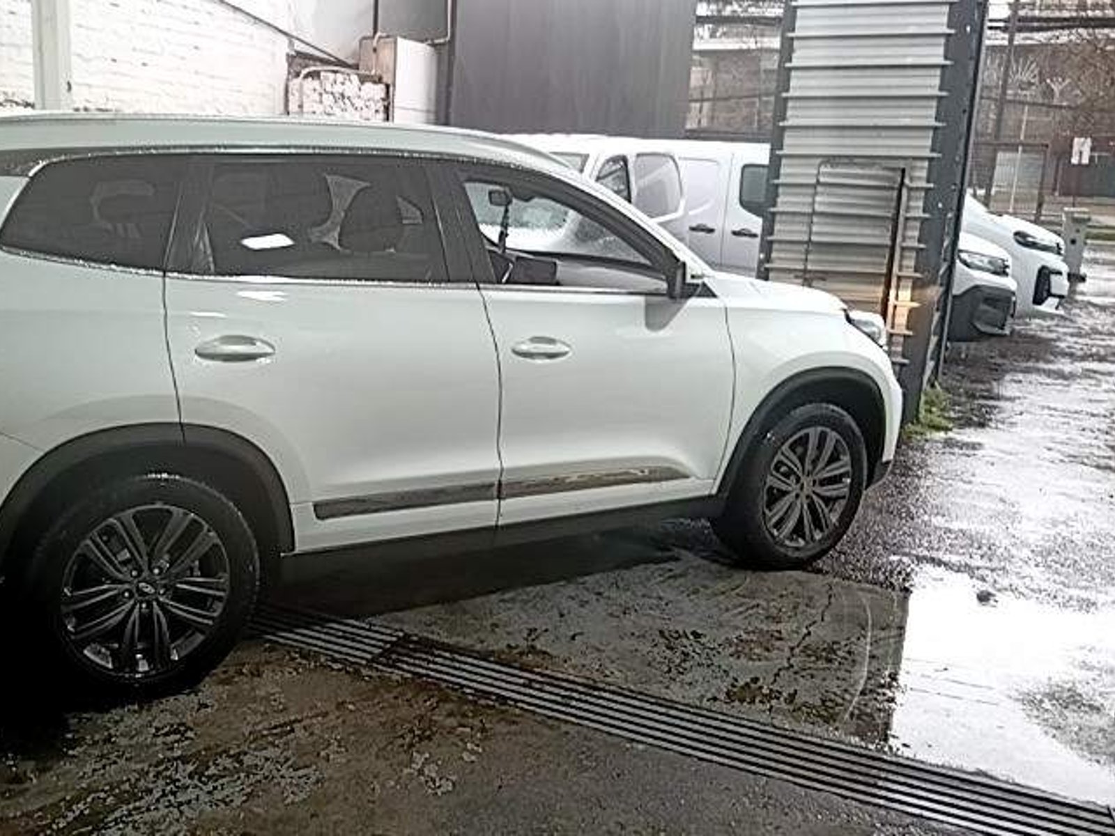 Chery Tiggo 8 1.5t Gls 4x2 Mt6 5p 2021 - Foto 3 de 5