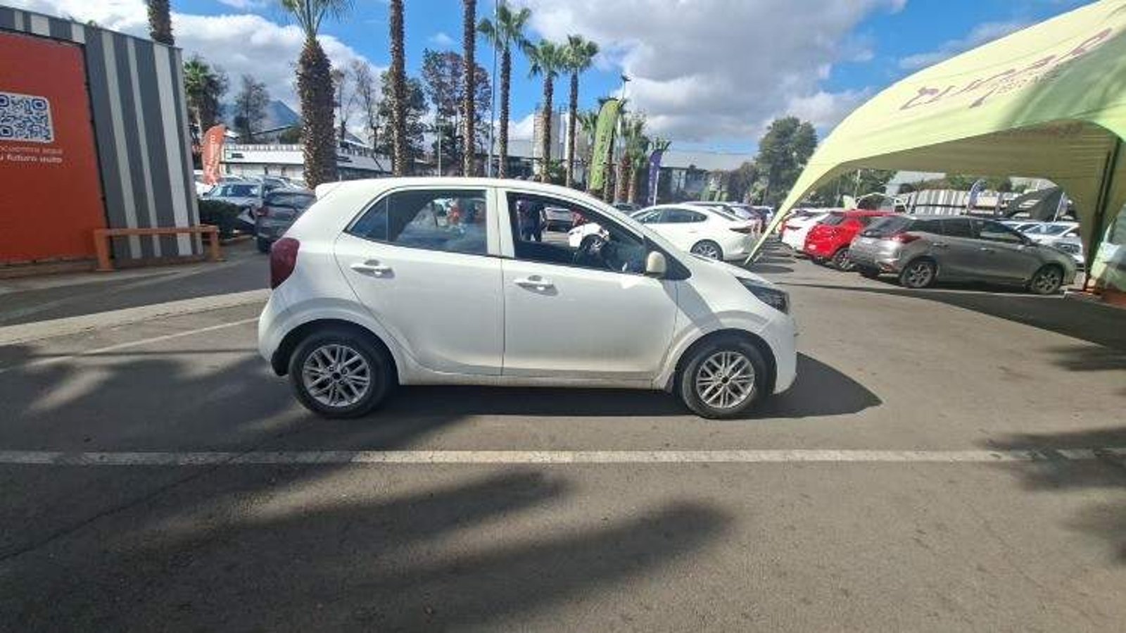 Kia Morning 1.2 Ex 4x2 Hb Ac 4at 5p 2024 - Imagen 3 de 5