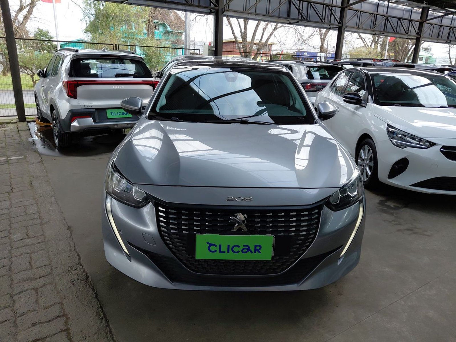 Peugeot 208 1.2 Gt Puretech 4x2 130 Eat8 5p 2021 - Foto 2 de 8