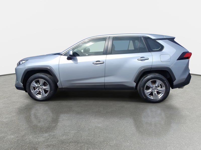 Toyota Rav 4 2.0 Le 4x2 Mt 5p 2022 - Imagen 4 de 8