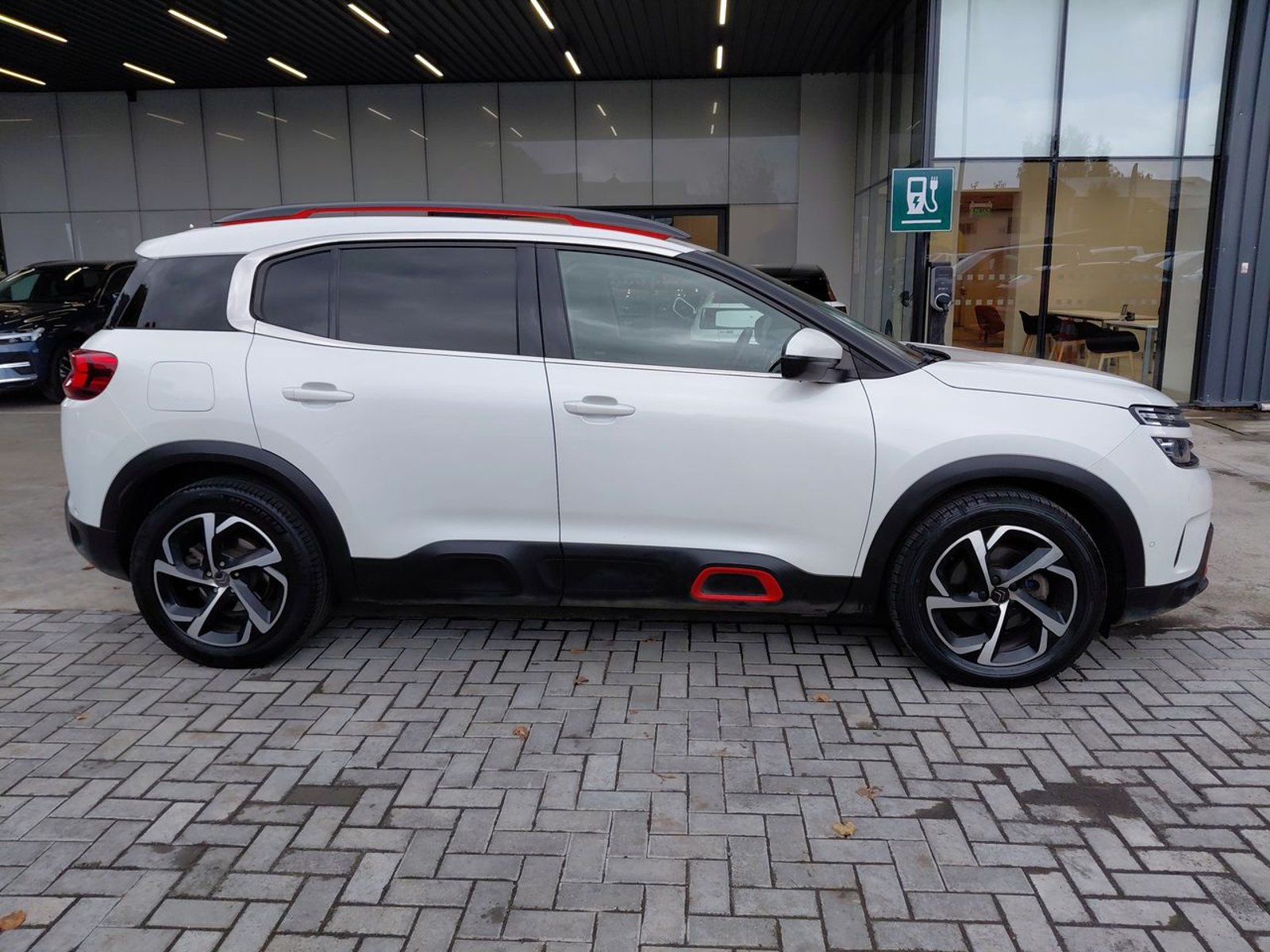 Citroën C5 Aircross 2.0 Shine Pack Bluehdi Diesel 4x2 180 Ss Eat8 5p 2021 - Imagen 8 de 8