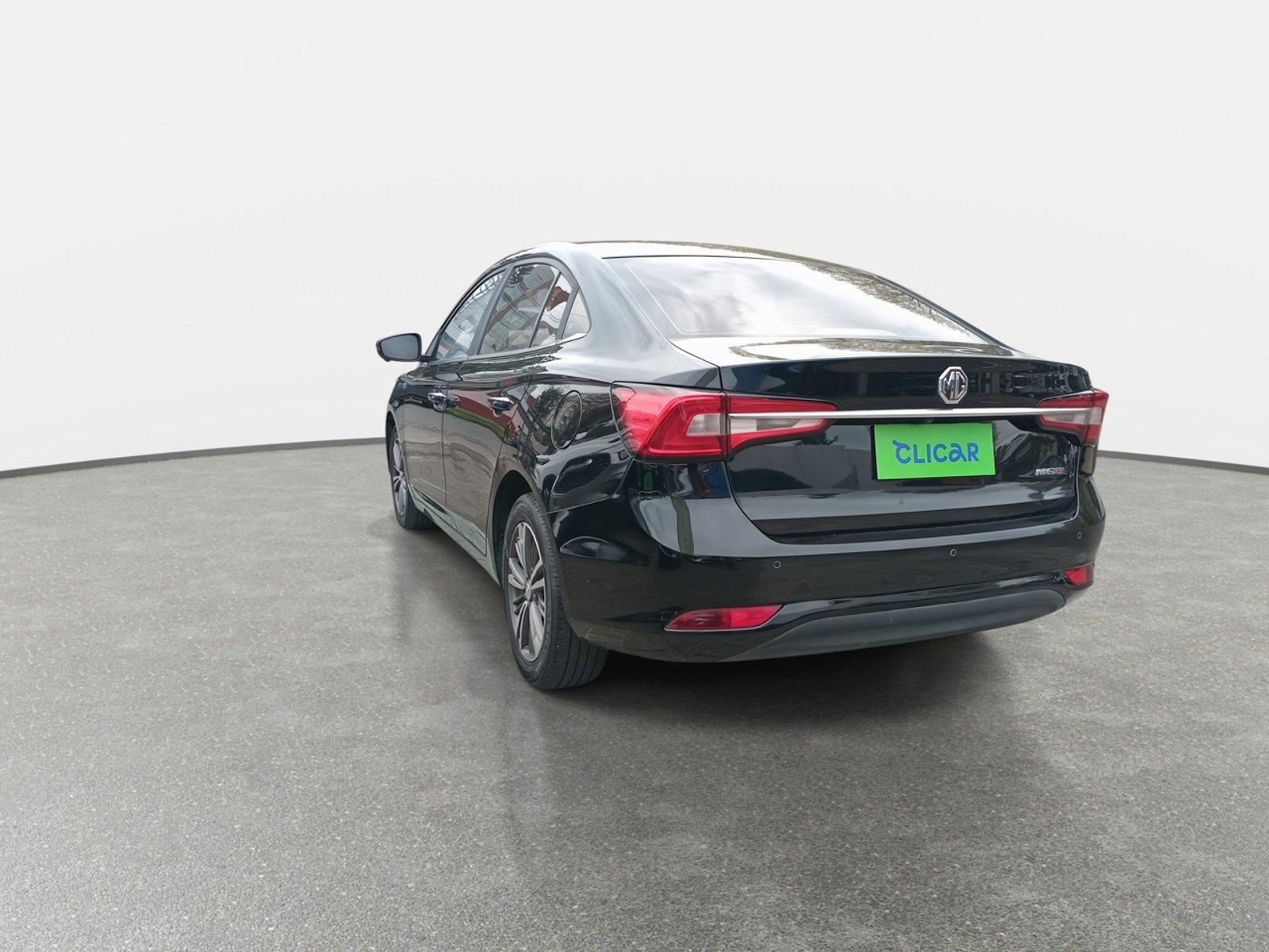 MG 5 1.5 Dlx 4x2 Mt 4p 2024 - Foto 5 de 8
