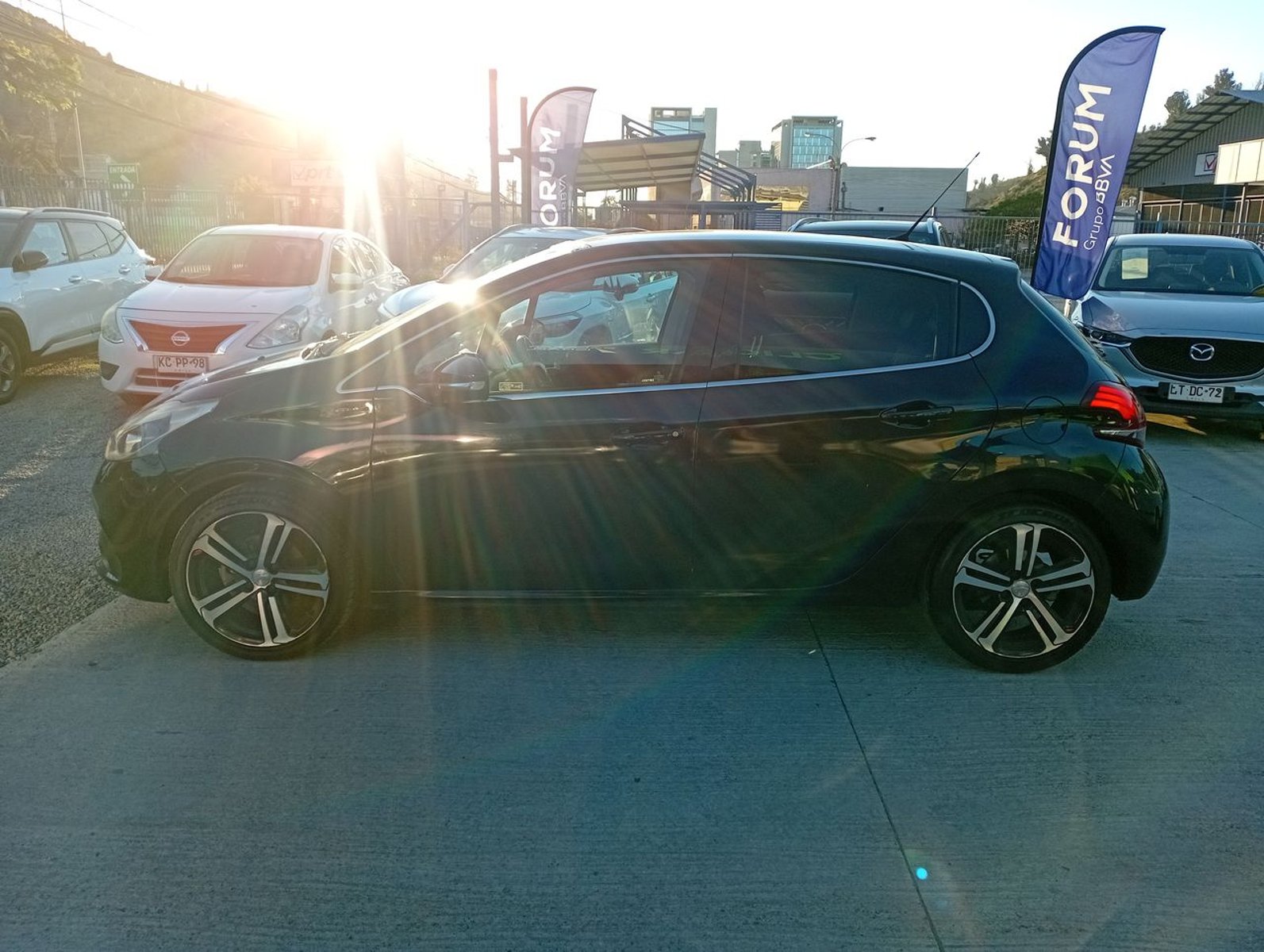 Peugeot 208 1.2 Gt Line 4x2 Pt 110hp At6 5p 2018 - Foto 4 de 8