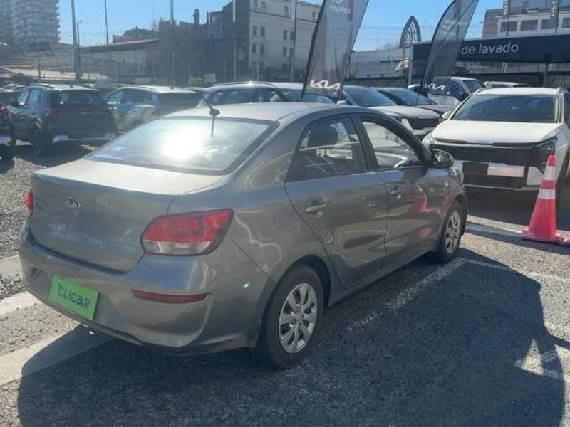 Kia Soluto 1.4 Lx 4x2 Ac Mt 4p 2021 - Imagen 4 de 5