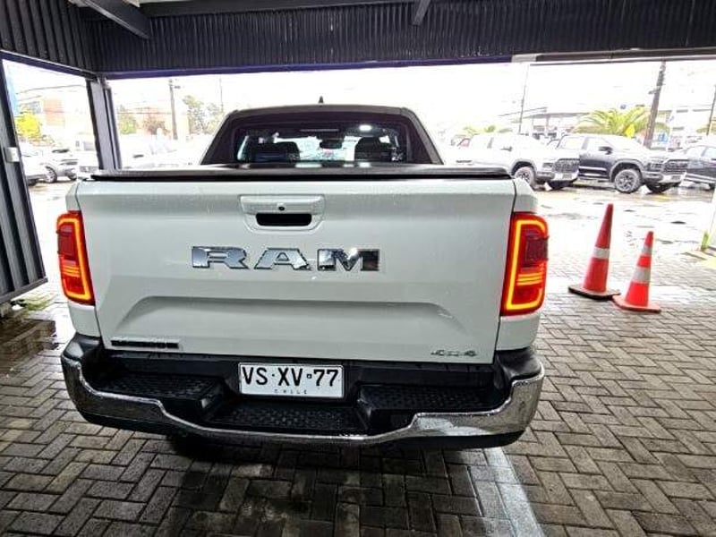 RAM Rampage 2.2 Bighorn Diesel 4x4 Dob. Cab. At 4p 2026 - Imagen 5 de 5