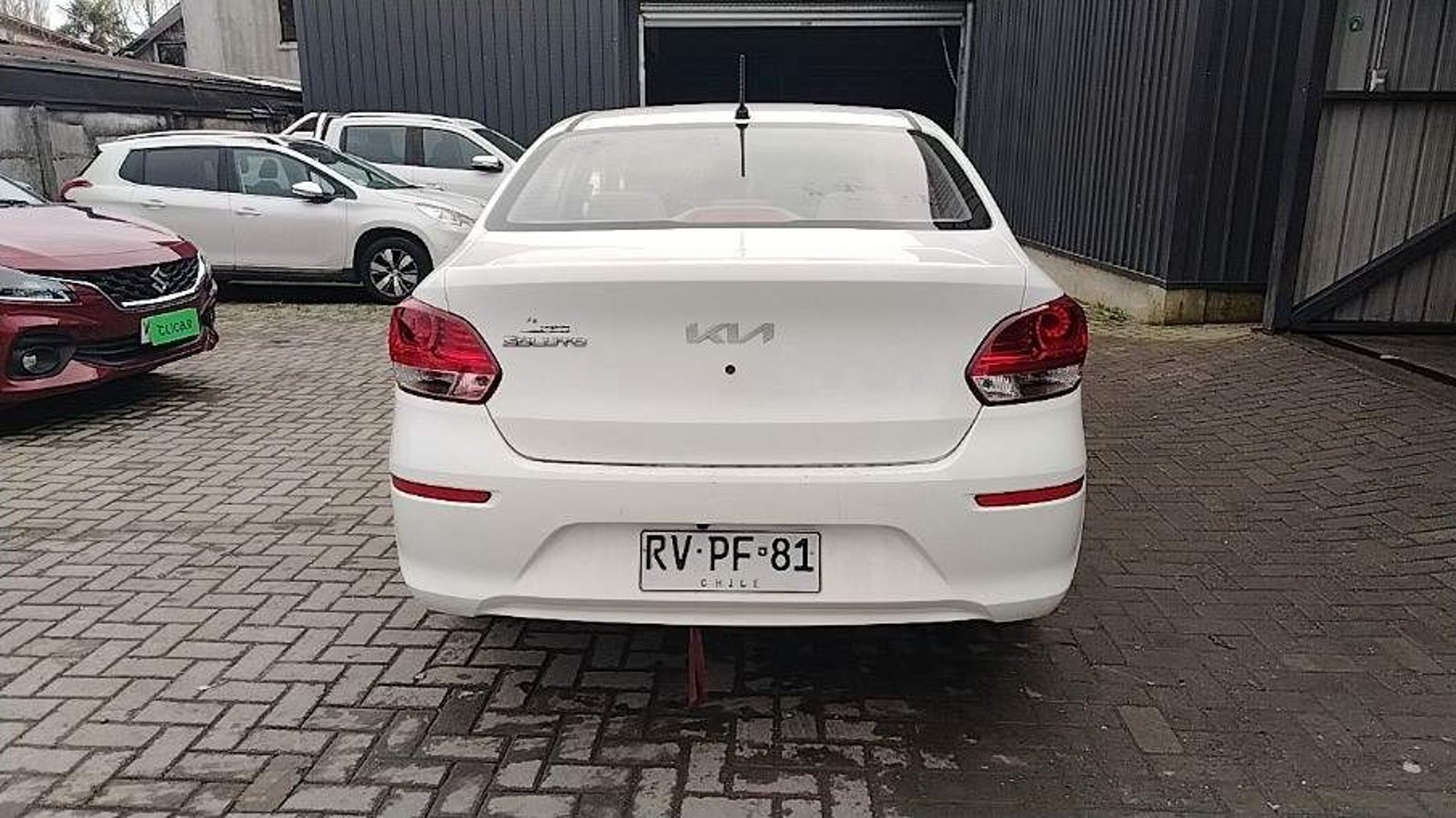 Kia Soluto 1.4 Lx 4x2 Mt 4p 2022 - Imagen 5 de 5