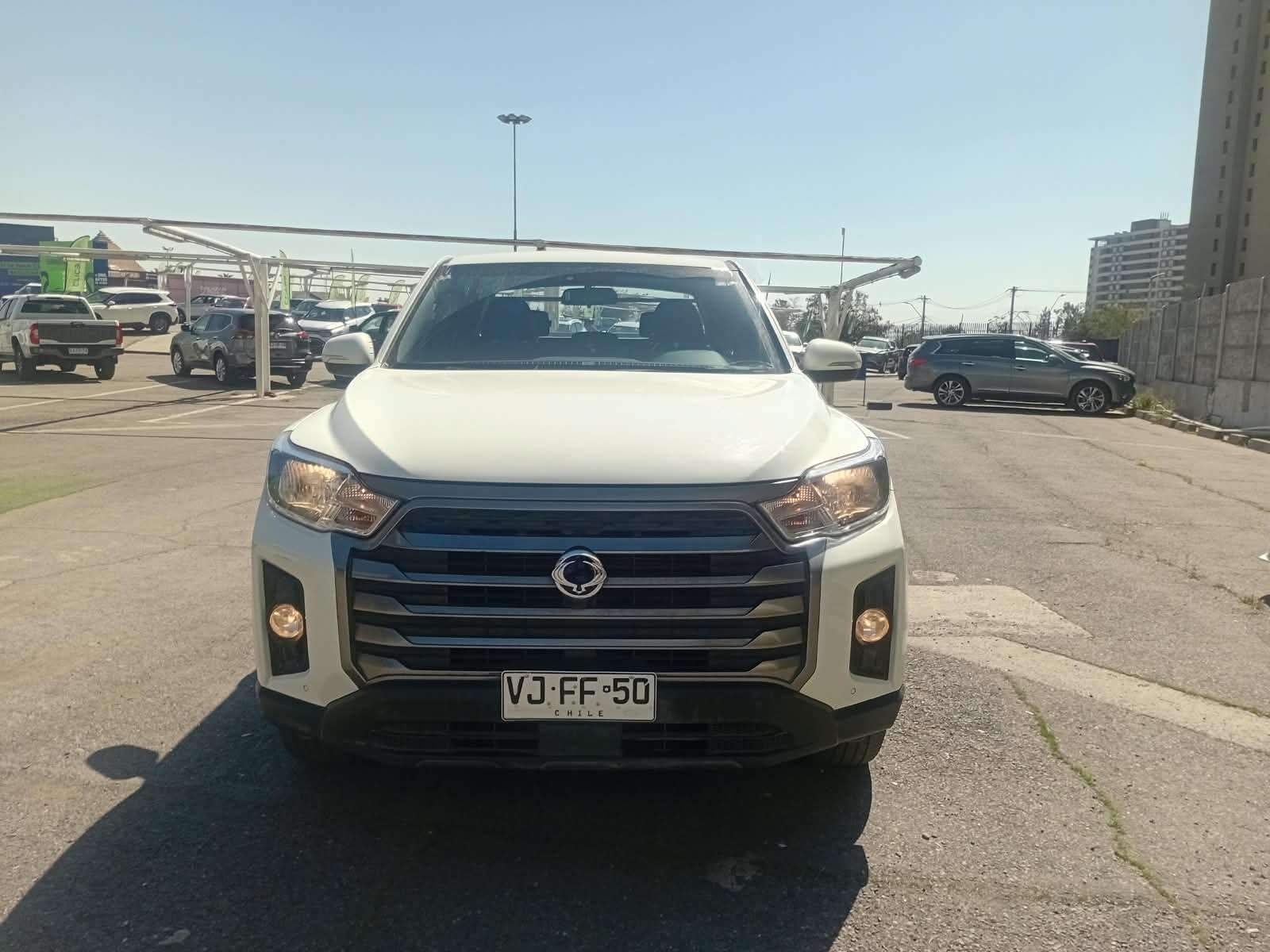 SsangYong Musso 2.2 Td Grand Glx Diesel 2wd Nueva Radio Mt6 4p 2025 - Foto 2 de 5