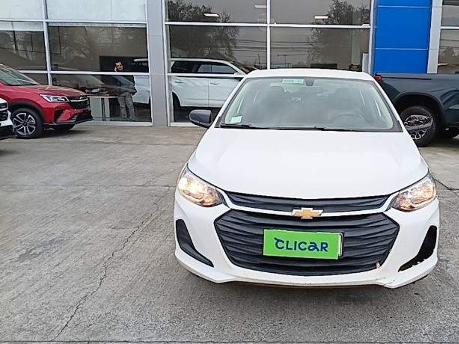 Chevrolet Onix 1.0t Lt 4x2 Sedan Mt 4p 2021 - Foto 2 de 5