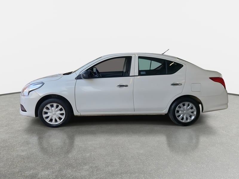 Nissan Versa 1.6 Sense 4x2 Mt 4p 2021 - Imagen 4 de 8