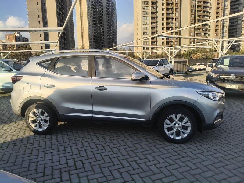 MG Mg Zs 1.5 Std 4x2 Mt 5p 2022 - Imagen 8 de 8