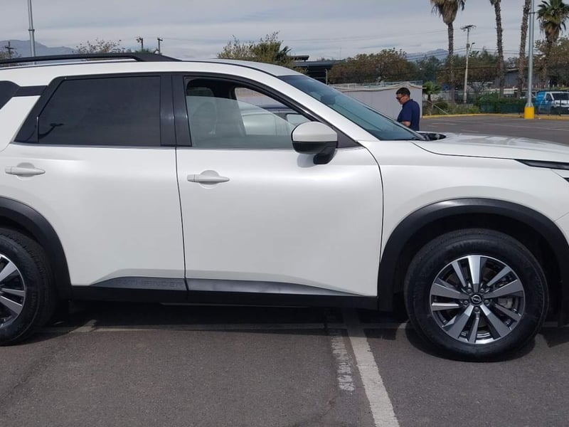 Nissan Pathfinder 3.5 Sense 2wd Cvt At 5p 2024 - Imagen 3 de 5
