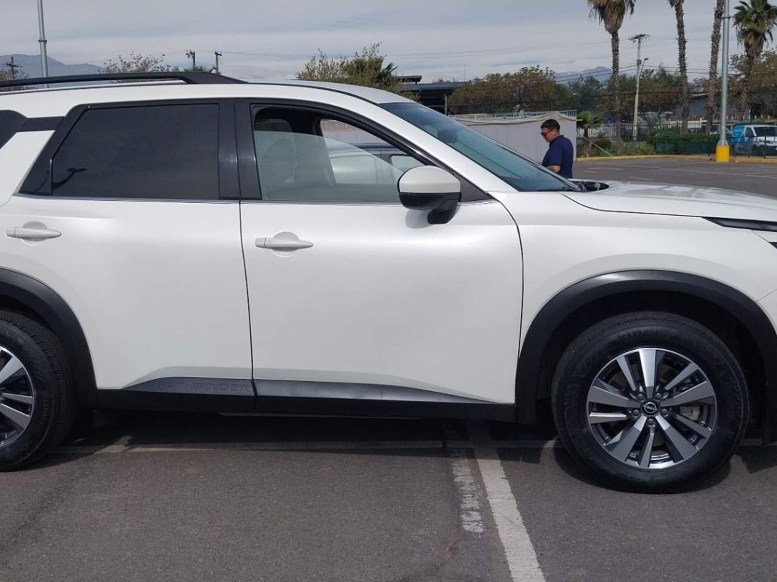 Nissan Pathfinder 3.5 Sense 2wd Cvt At 5p 2024 - Foto 3 de 5