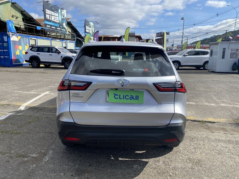 Toyota Yaris Cross 1.5 Xi 4x2 5mt 5p 2026 - Imagen 6 de 8
