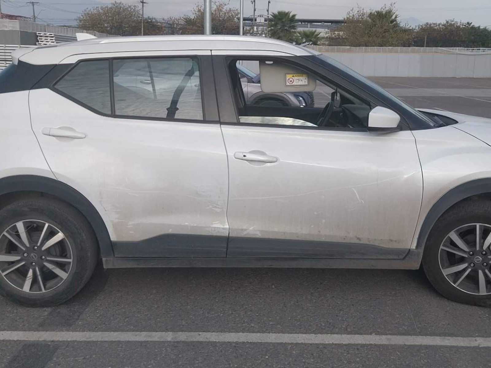 Nissan Kicks 1.6 Sense 4x2 Mt 5p 2023 - Foto 3 de 5