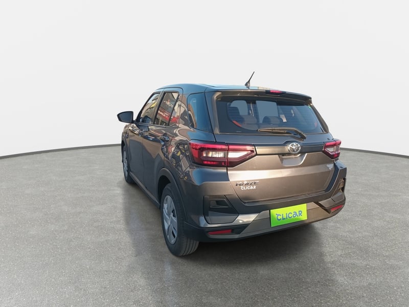 Toyota Raize 1.2 I 4x2 Mt 5p 2023 - Imagen 5 de 8