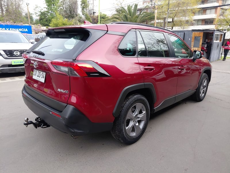 Toyota Rav 4 2.0 Le 4x2 Mt 5p 2023 - Imagen 7 de 8
