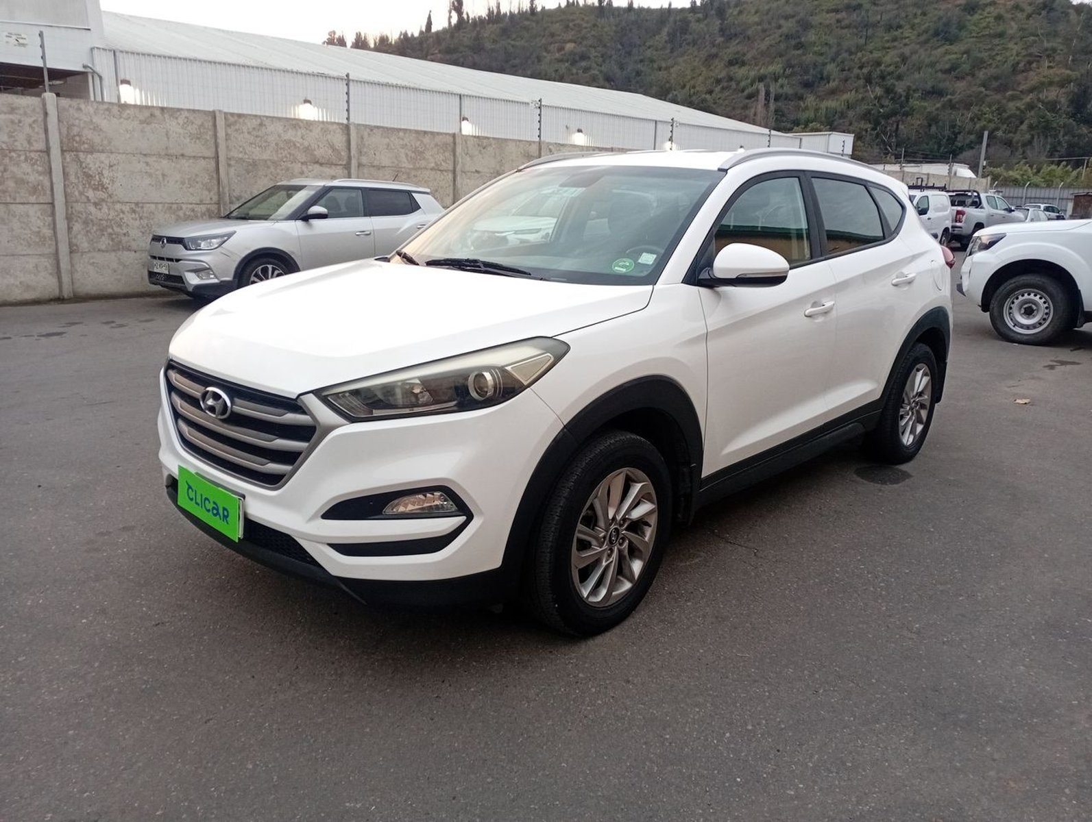 Hyundai Tucson 2.0 Gl Advance Nav 4x2 6at 5p 2017 - Imagen 3 de 8