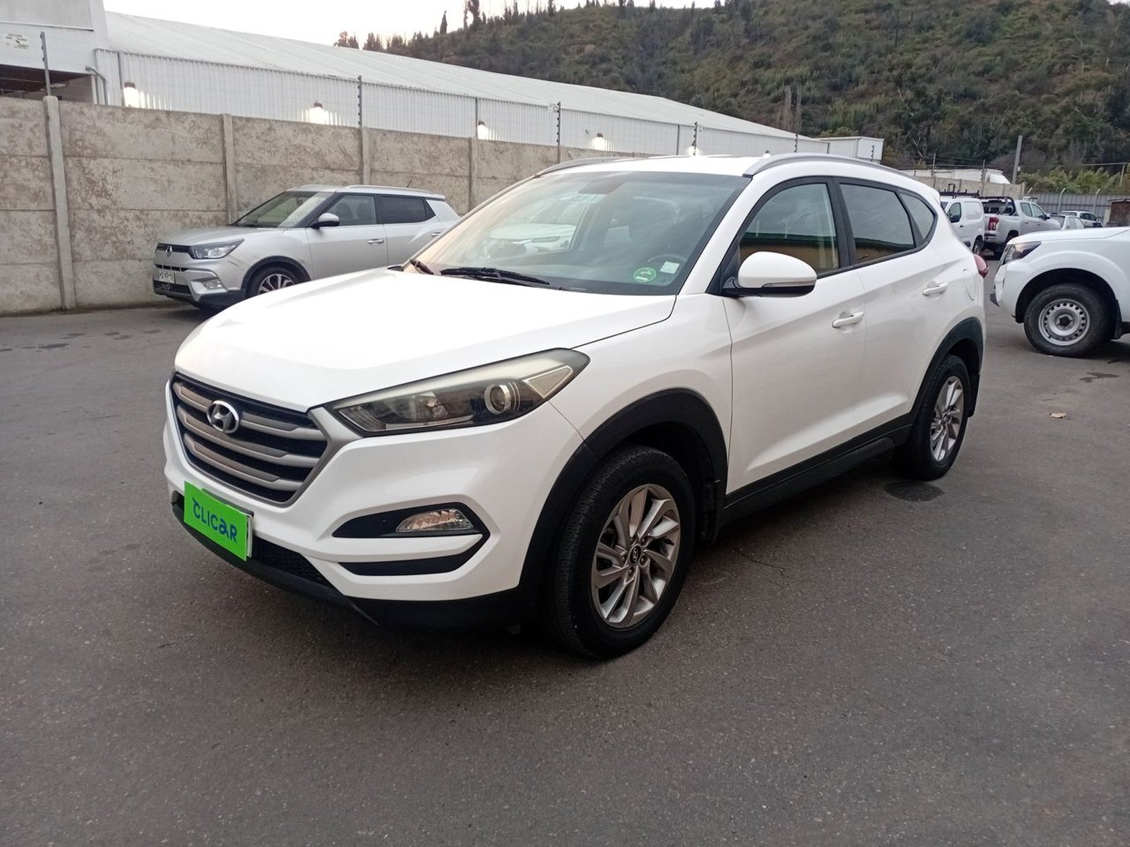 Hyundai Tucson 2.0 Gl Advance Nav 4x2 6at 5p 2017 - Foto 3 de 8