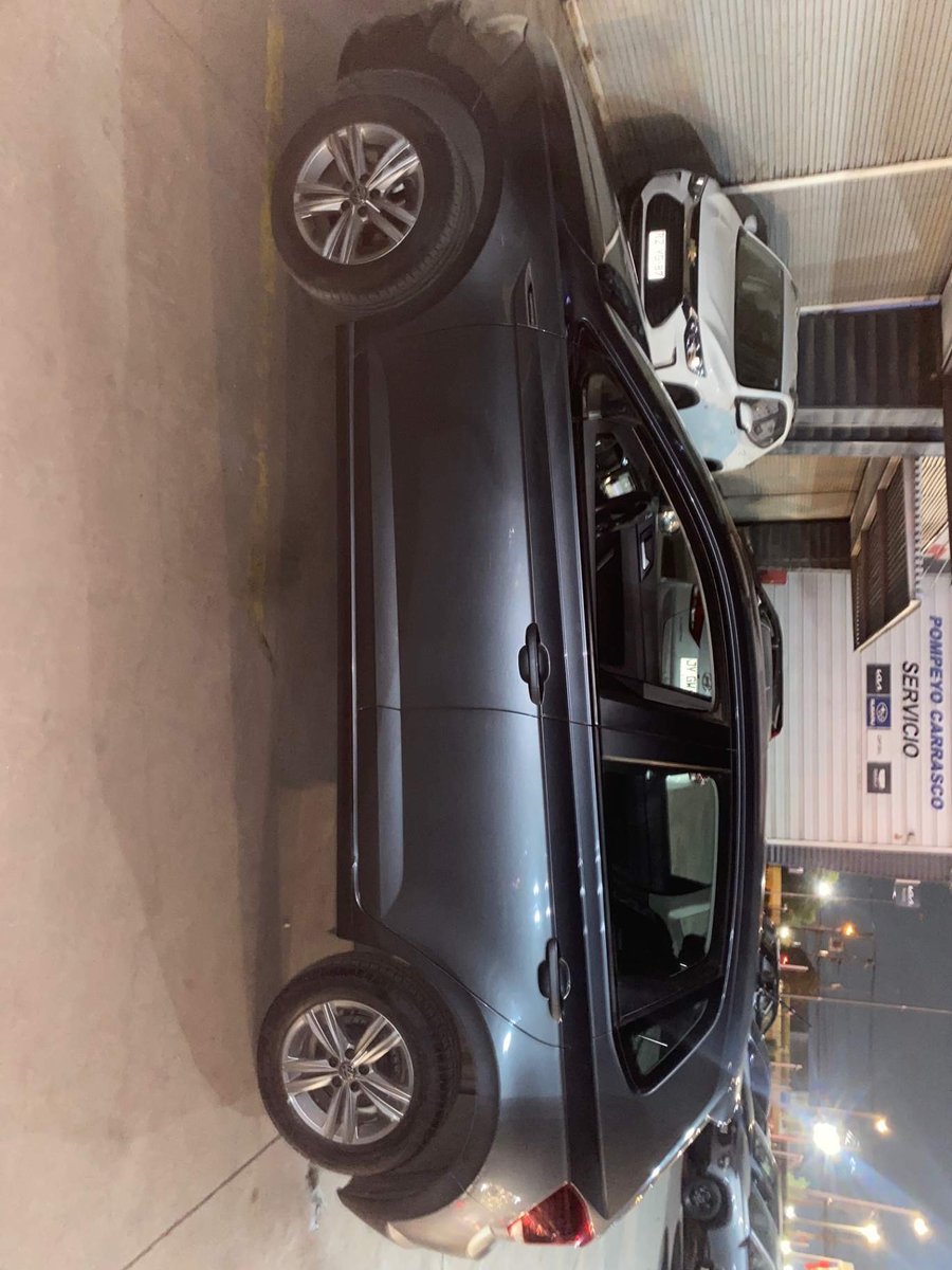 Volkswagen Polo 1.6 Comfortline 4x2 At6 5p 2018 - Imagen 8 de 8
