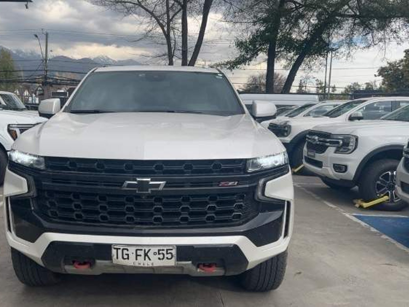 Chevrolet Tahoe 5.3 Z71 4wd At 5p 2024 - Foto 2 de 5