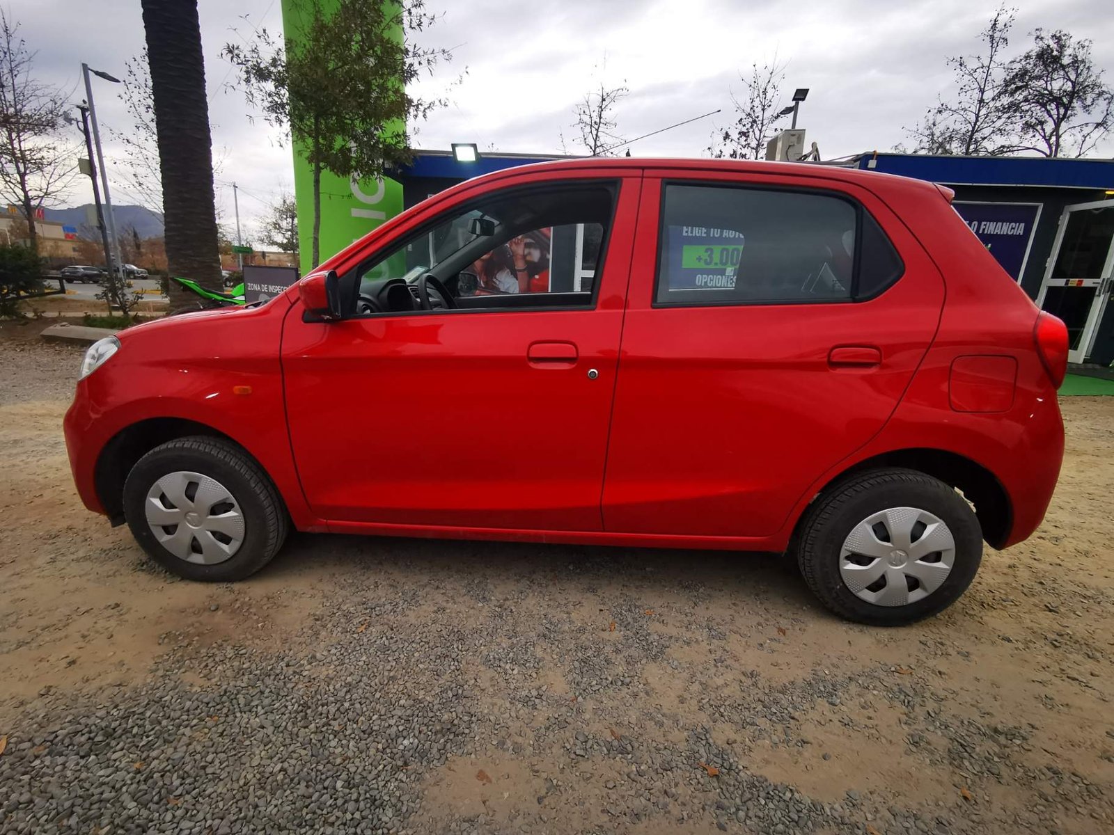 Suzuki Alto 1.0 Gl 4x2 Mt 5p 2024 - Imagen 8 de 8
