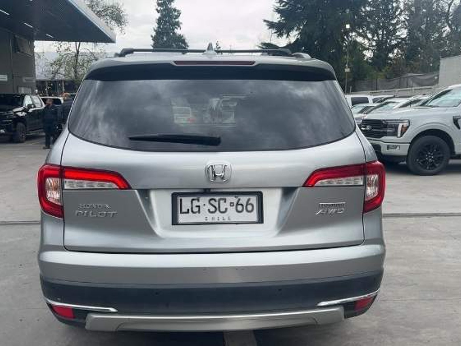 Honda Pilot 3.5 Touring 4x4 At 5p 2019 - Foto 5 de 5