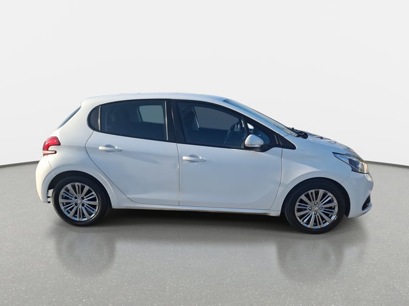 Peugeot 208 1.2 Active Pack Puretech 4x2 82hp Mt 5p 2019 - Imagen 8 de 8
