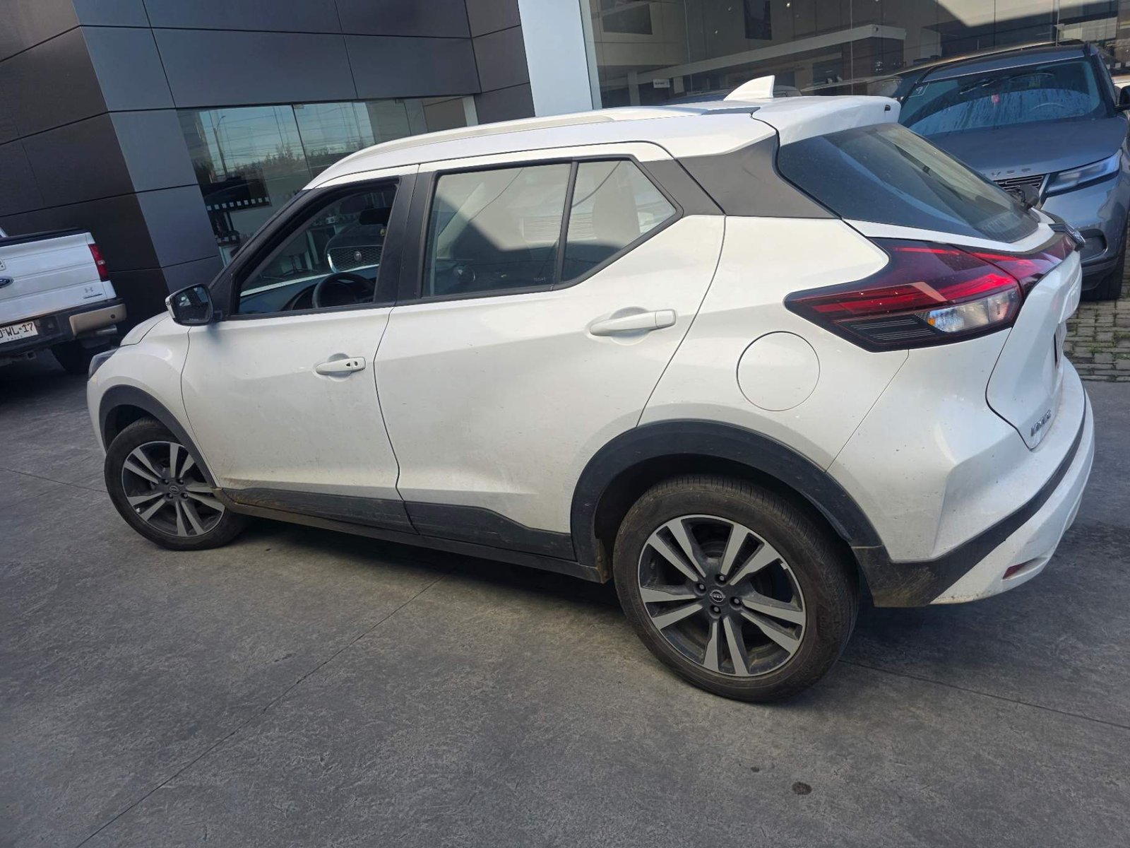 Nissan Kicks 1.6 Advance 4x2 Ncf Cvt At 5p 2025 - Imagen 8 de 8