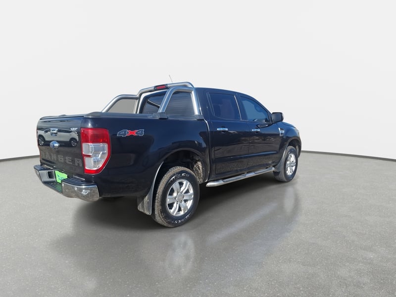 Ford Ranger 3.2 Xlt 4x4 Diesel Dob. Cab. At 4p 2023 - Imagen 7 de 8