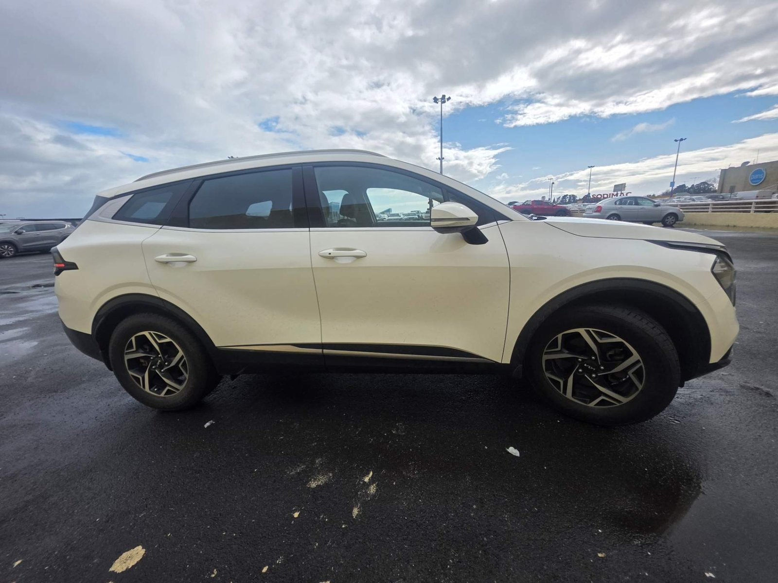 Kia Sportage 2.0 Ex 2wd 6mt 5p 2022 - Foto 2 de 4