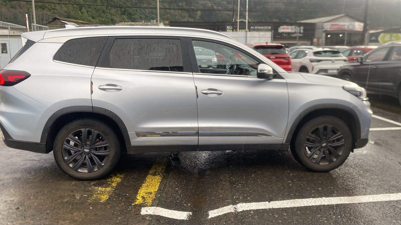 Chery Tiggo 8 1.5t Gls Mt6 5p 2021 - Imagen 3 de 5