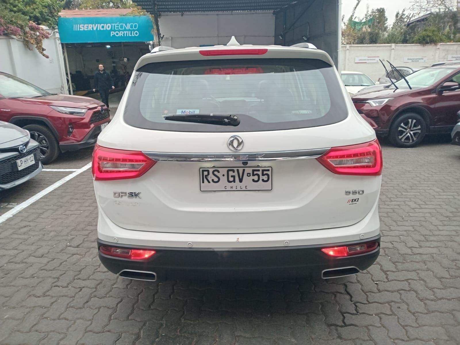 Dfsk Glory 1.8 Comfort 4x2 Mt 5p 2022 - Foto 5 de 8