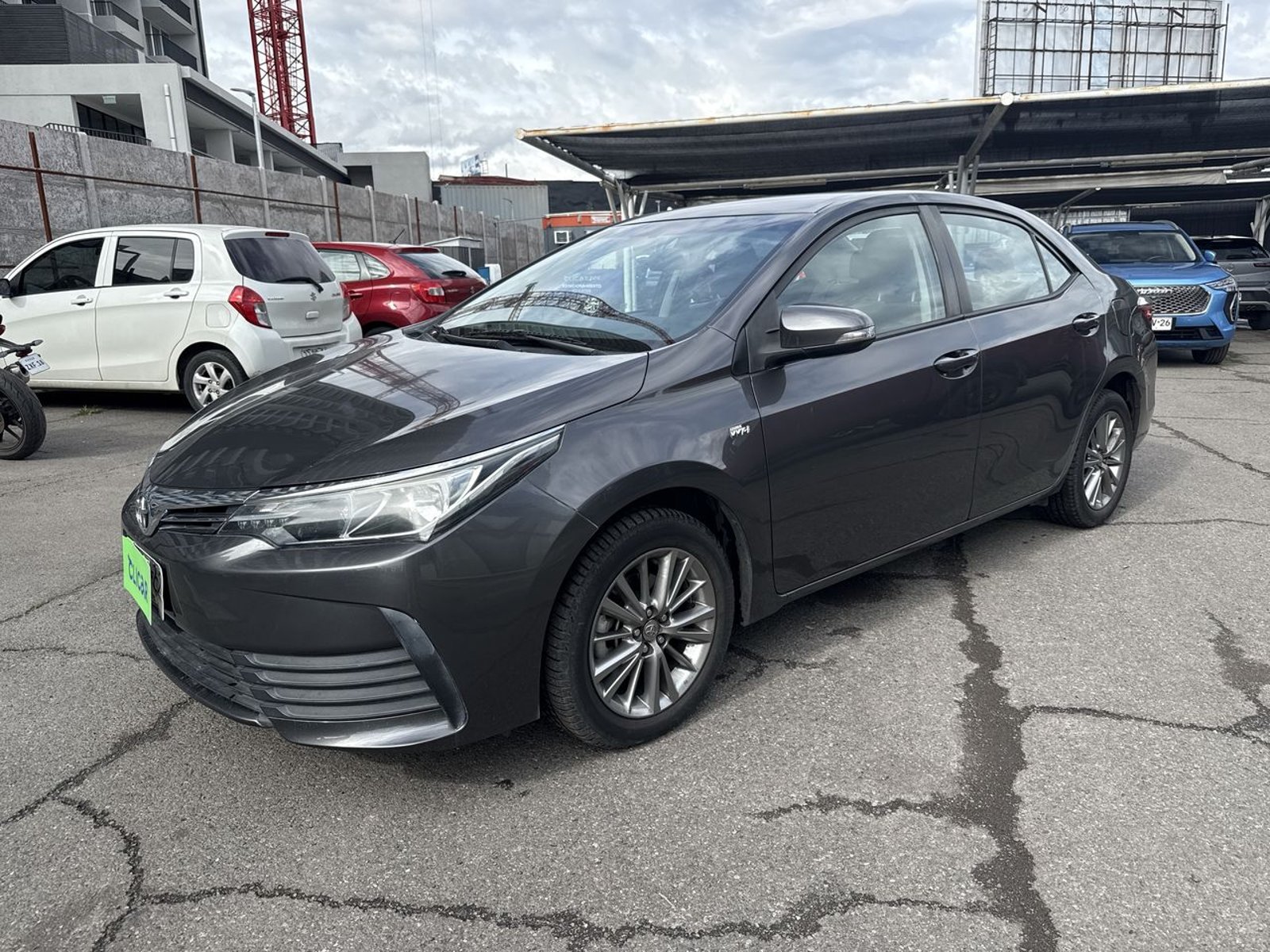 Toyota Corolla 1.8 Xli 4x2 Mt 4p 2018 - Foto 3 de 8