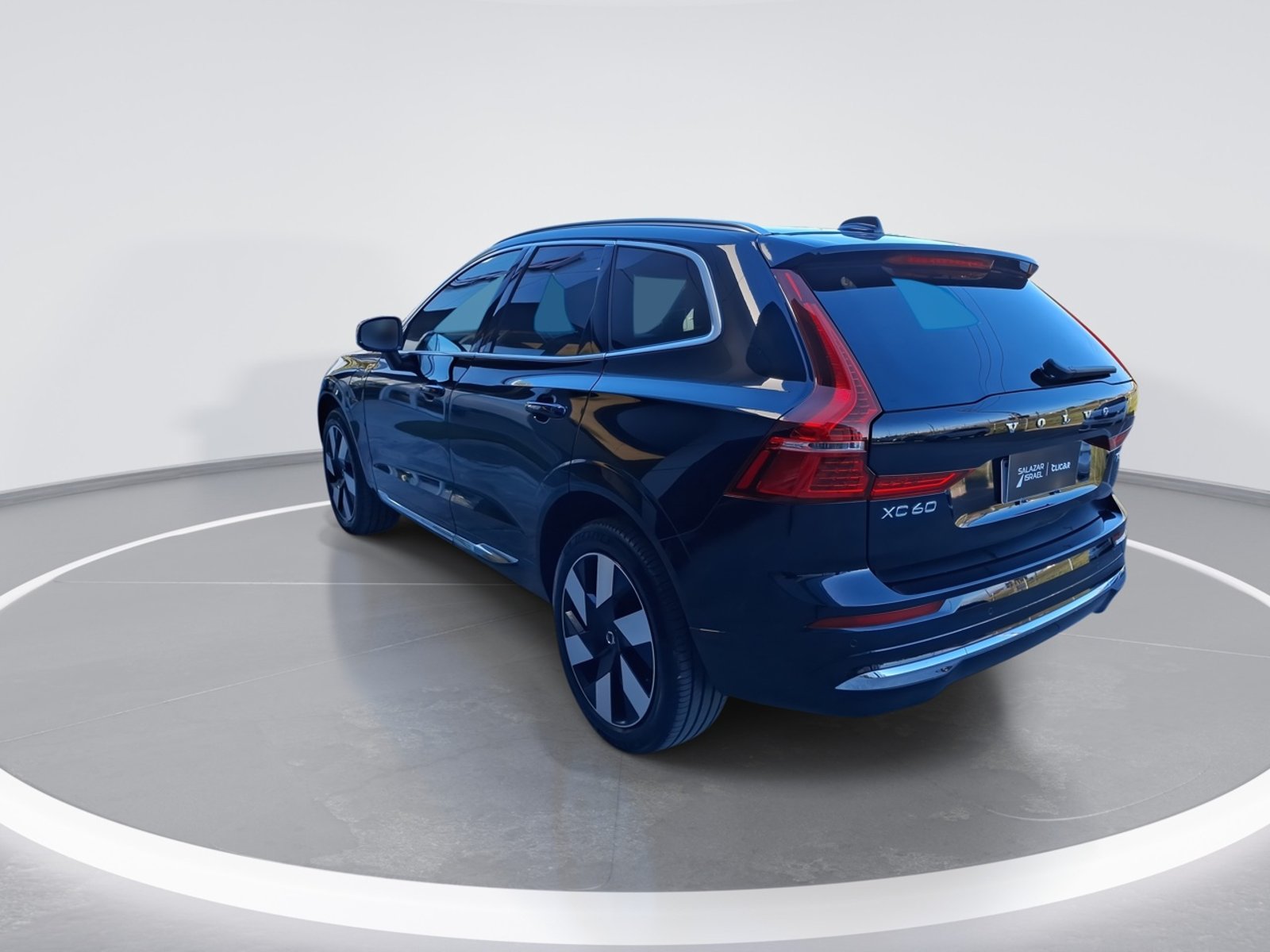 Volvo Xc60 2.0 T8 Recharge Ultimate Hybrid Awd At 5p 2025 - Foto 5 de 8