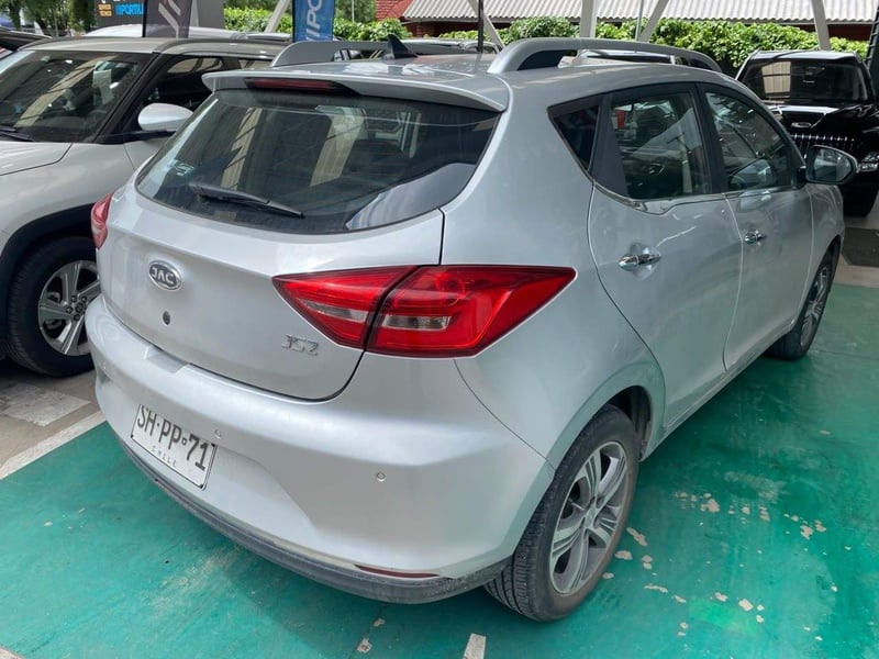 JAC Js2 1.5 Comfort 4x2 Cvt At 5p 2023 - Imagen 4 de 5