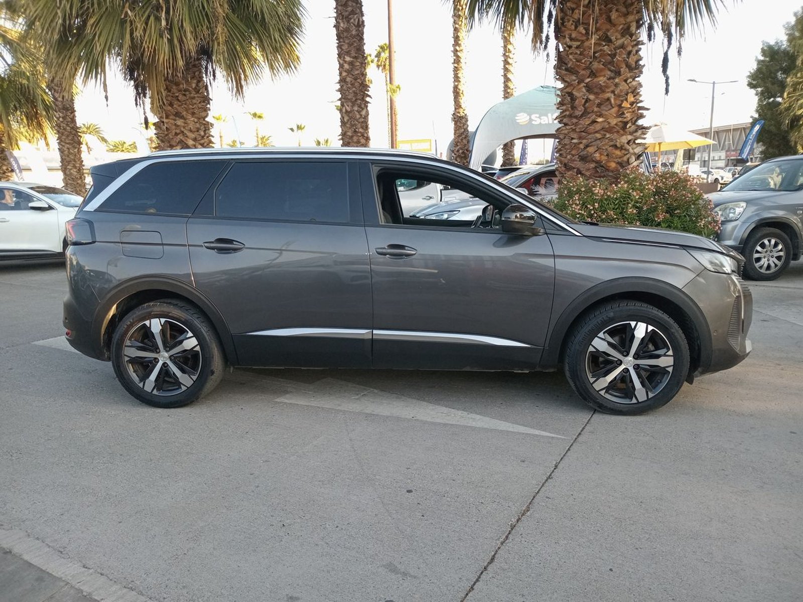 Peugeot 5008 1.5 Allure Pack Bluehdi 130 4x2 Eat8 5p 2024 - Imagen 8 de 8