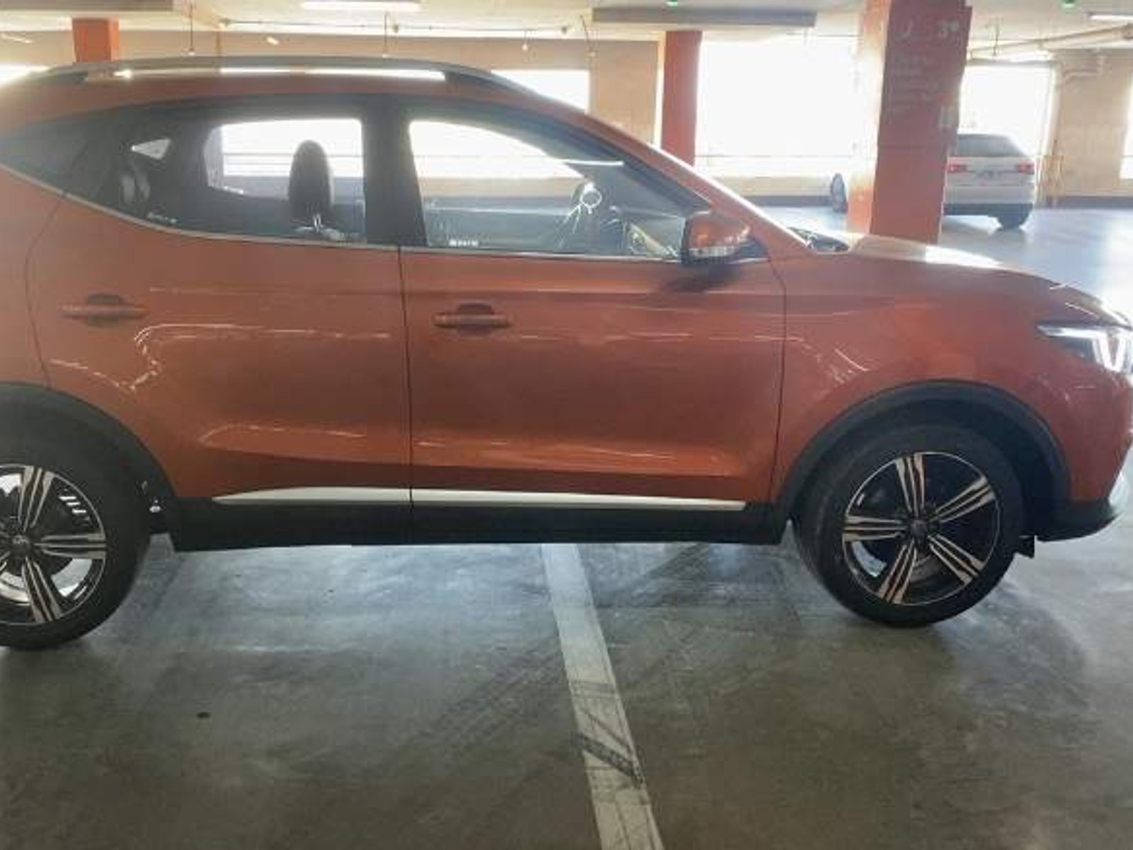 MG Mg Zs 1.5 Comfort 4x2 At 5p 2023 - Foto 3 de 5