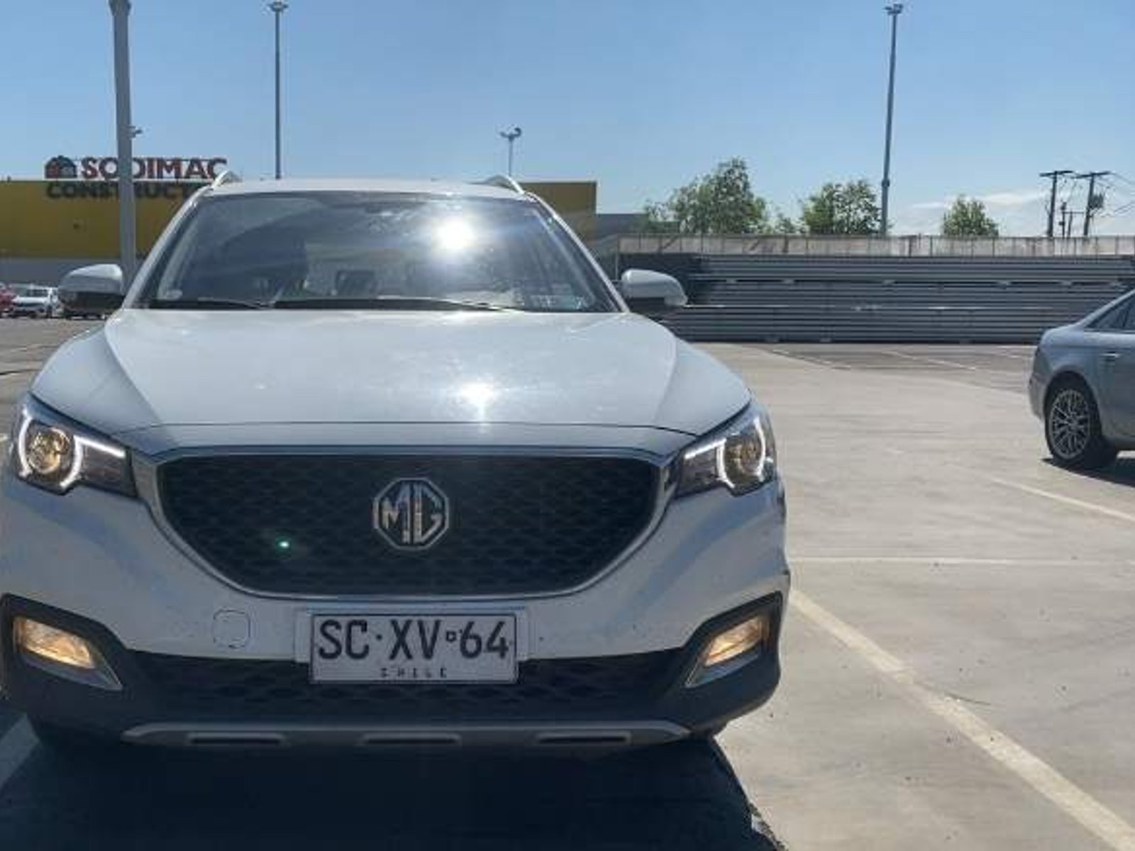 MG Mg Zs 1.5 Std 4x2 Mt 5p 2022 - Foto 2 de 5