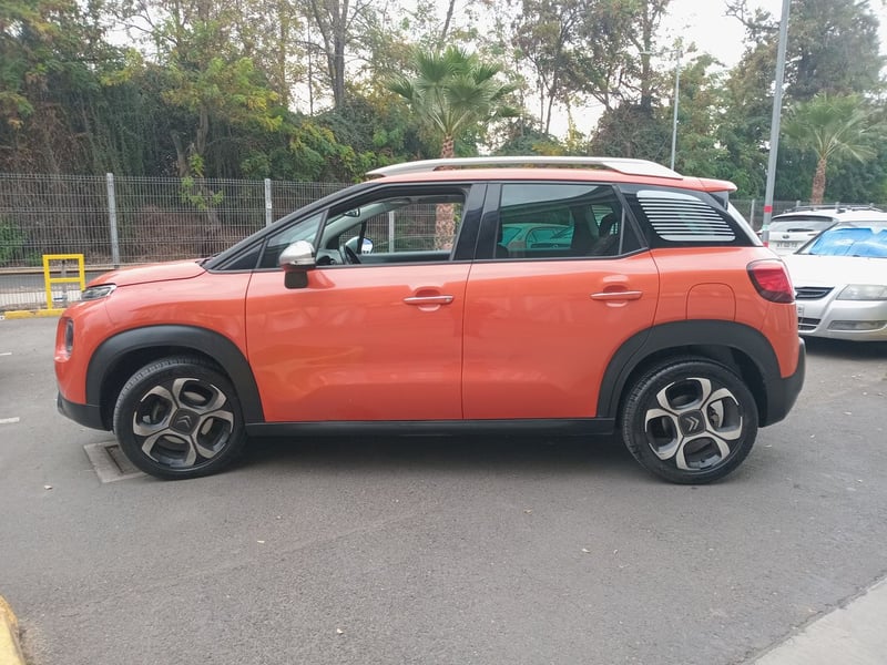Citroën C3 Aircross 1.2 Puretech Shine 4x2 110 S&s 6at 5p 2018 - Imagen 4 de 8