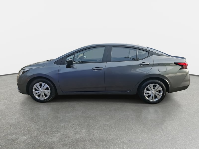 Nissan Versa 1.6 Sense 4x2 Mt 4p 2023 - Imagen 4 de 8