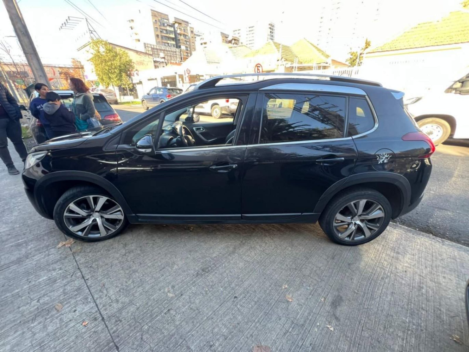 Peugeot 2008 1.5 Allure Bluehdi Diesel At 5p 2019 - Imagen 8 de 8