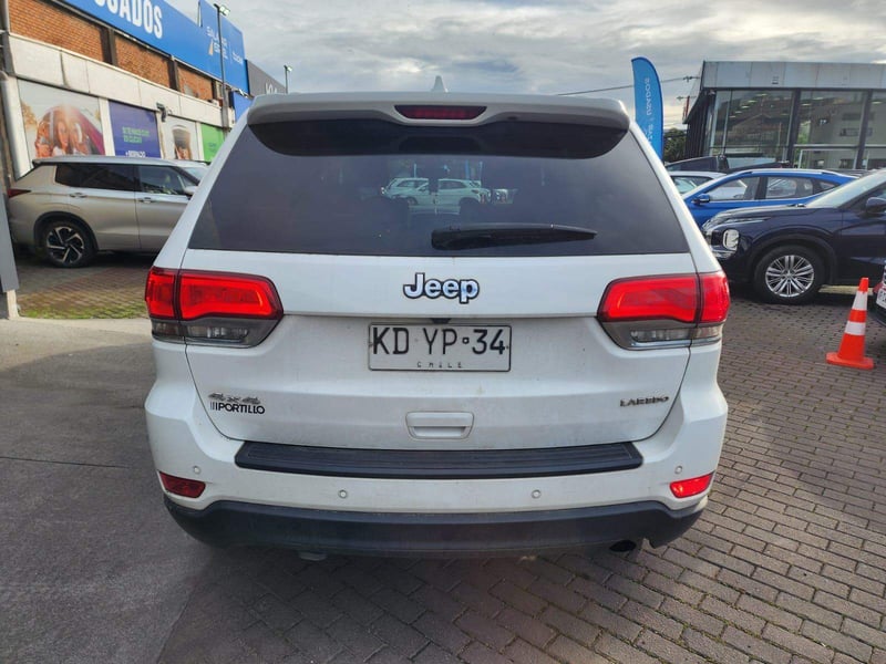 Jeep Grand Cherokee 3.6 Laredo 4x4 At 5p 2018 - Imagen 5 de 5