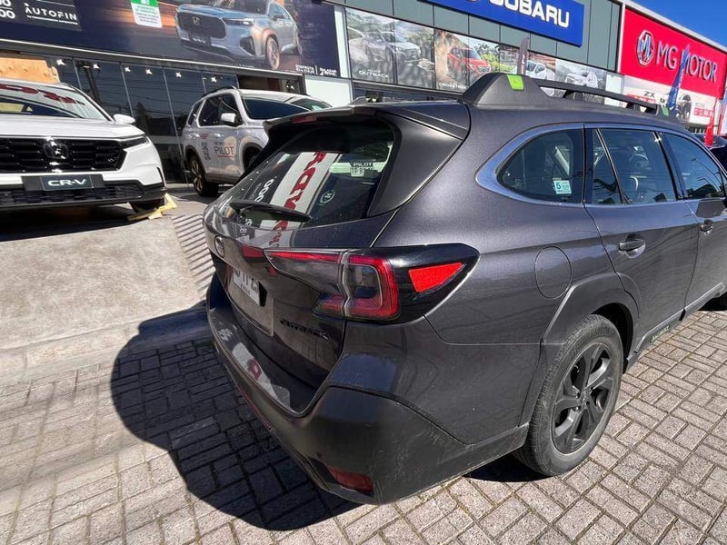 Subaru Outback 2.5i Field Edition Awd Cvt At 5p 2022 - Imagen 4 de 5